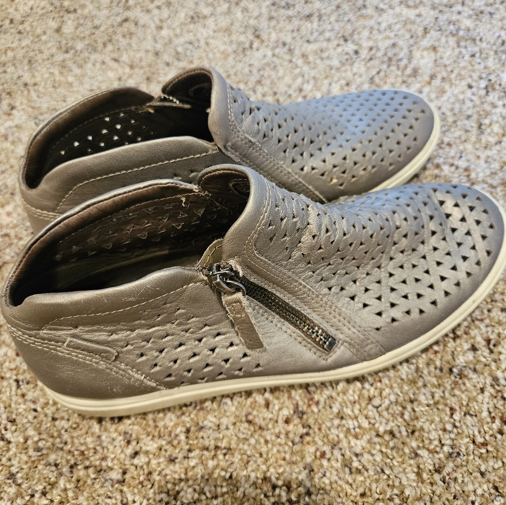 Ecco booties women